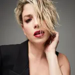 età, canzone, fidanzato, genitori, malattia, Instagram, incinta