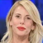 Alessia Marcuzzi, chi è: età, vita privata e carriera, ruolo a Sanremo