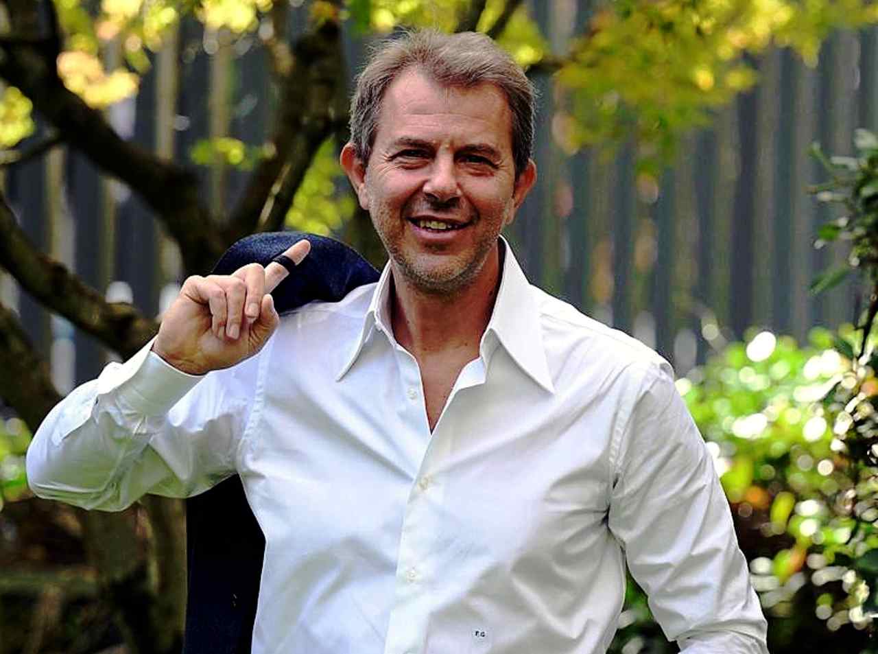 età, separato, moglie, figli, stipendio, malattia, XXI secolo, quando il presente diventa futuro