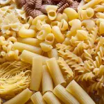 Vermi nella pasta: quali sono i rischi per la salute?