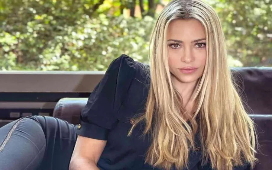 Martina Stella: separazione, marito, età, figlia, Instagram