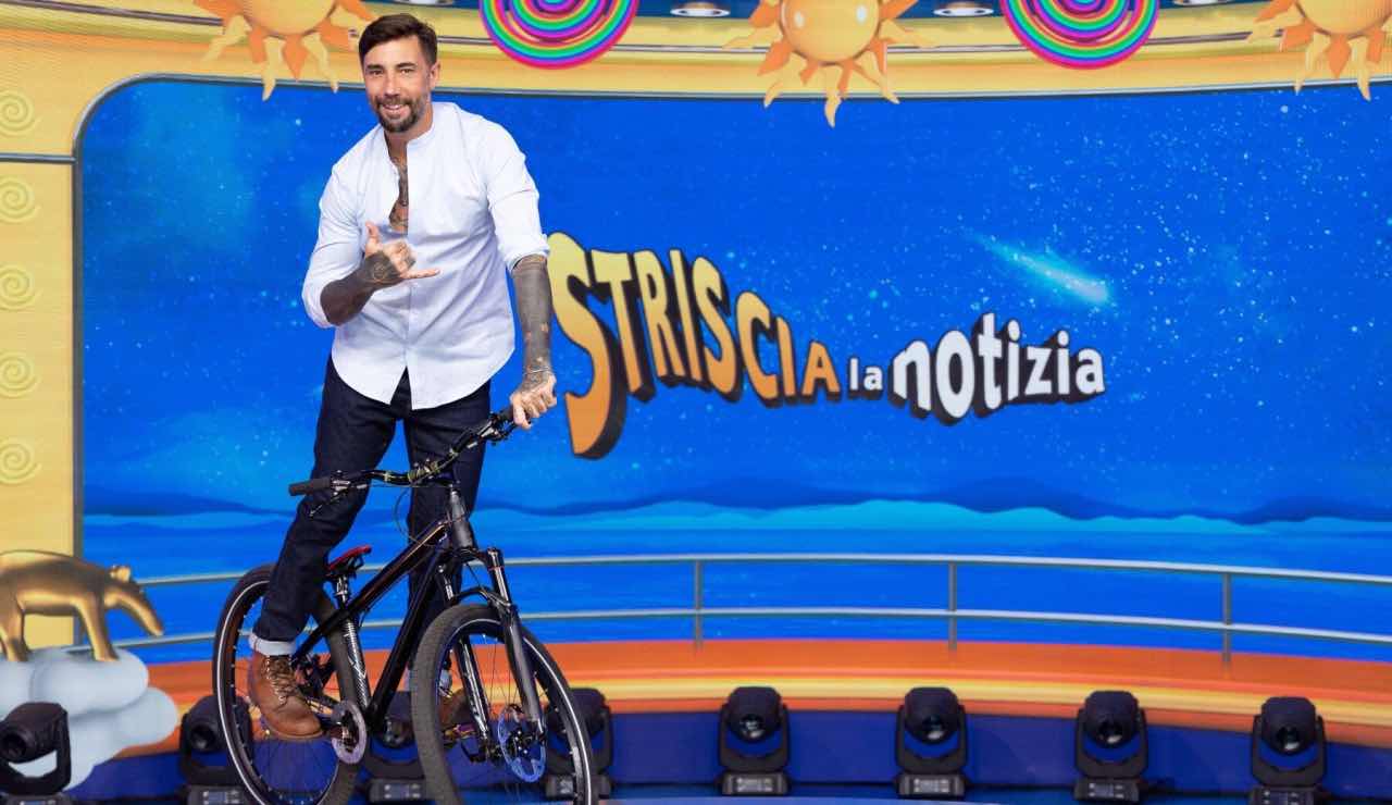 Vittorio Brumotti chi è: età, vita privata, carriera, Striscia la Notizia, Paperissima