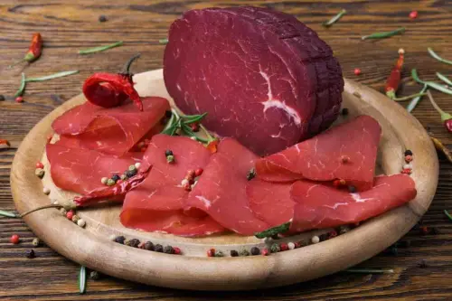 La bresaola può essere considerata un insaccato? Ecco la verità sconvolgente