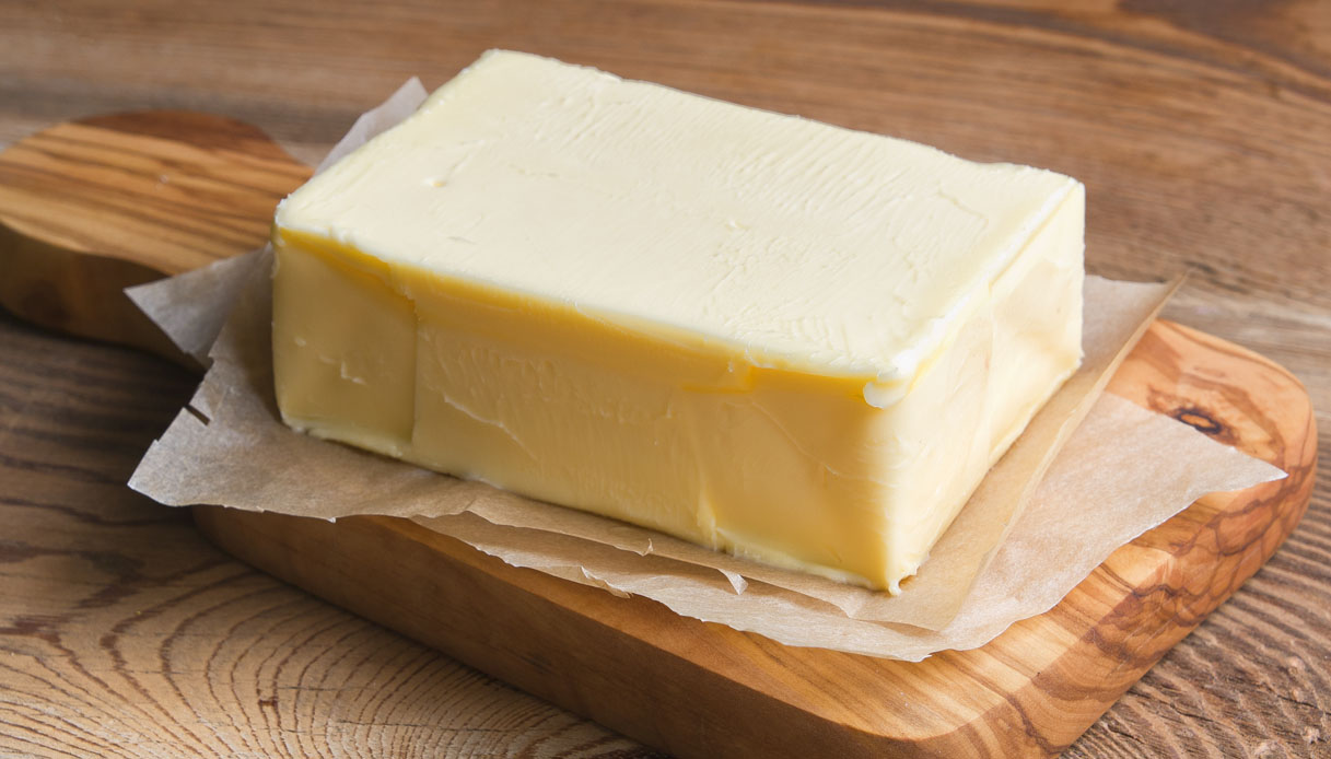 Mangiare burro scaduto: ecco cosa accade al nostro corpo