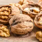 Mangiare noci tutti i giorni: ecco perchè è bene farlo