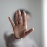 Violenza di genere: riconoscere i segnali e comprendere un fenomeno che attraversa la società