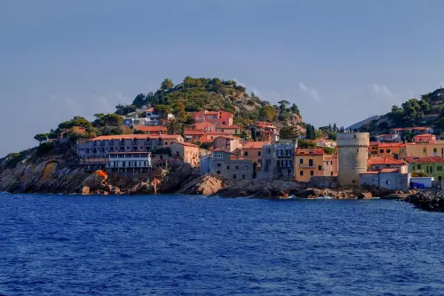 Talamone: spiagge e borgo dell'Argentario
