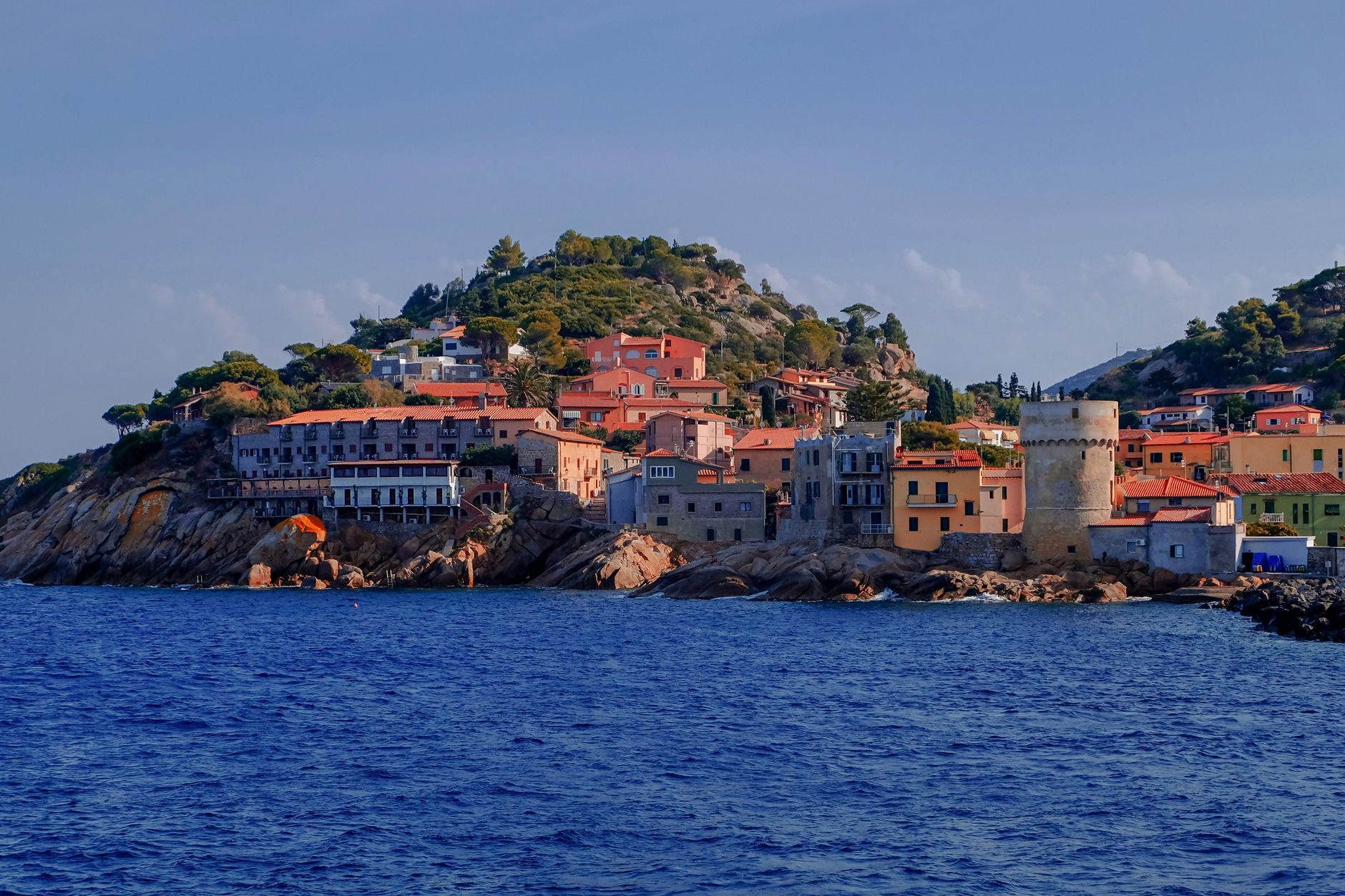Talamone: spiagge e borgo dell'Argentario
