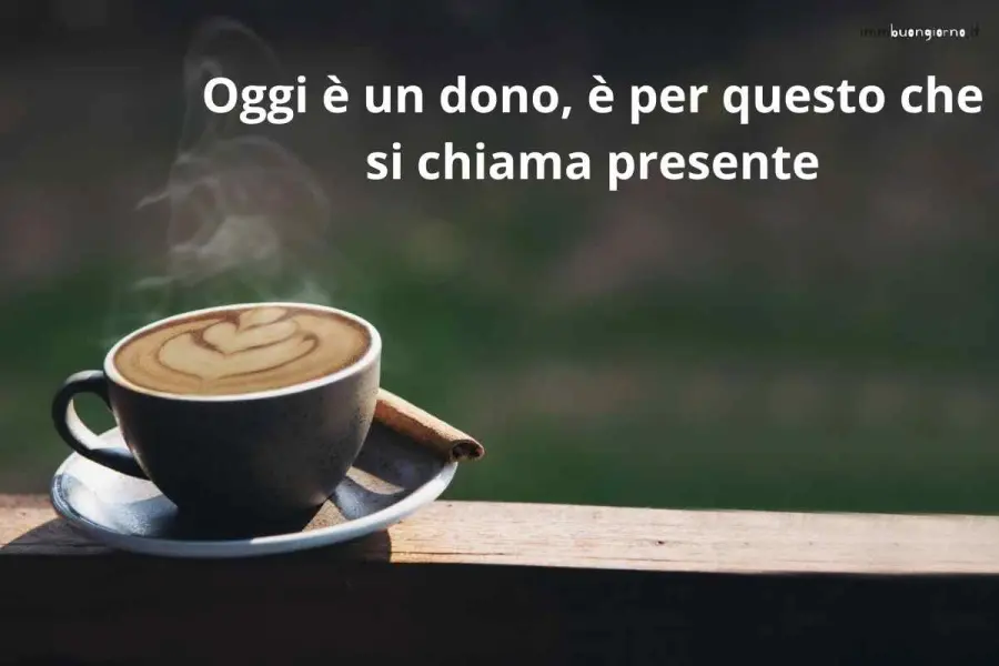 frasi e gif per WhatsApp, Facebook e Instagram