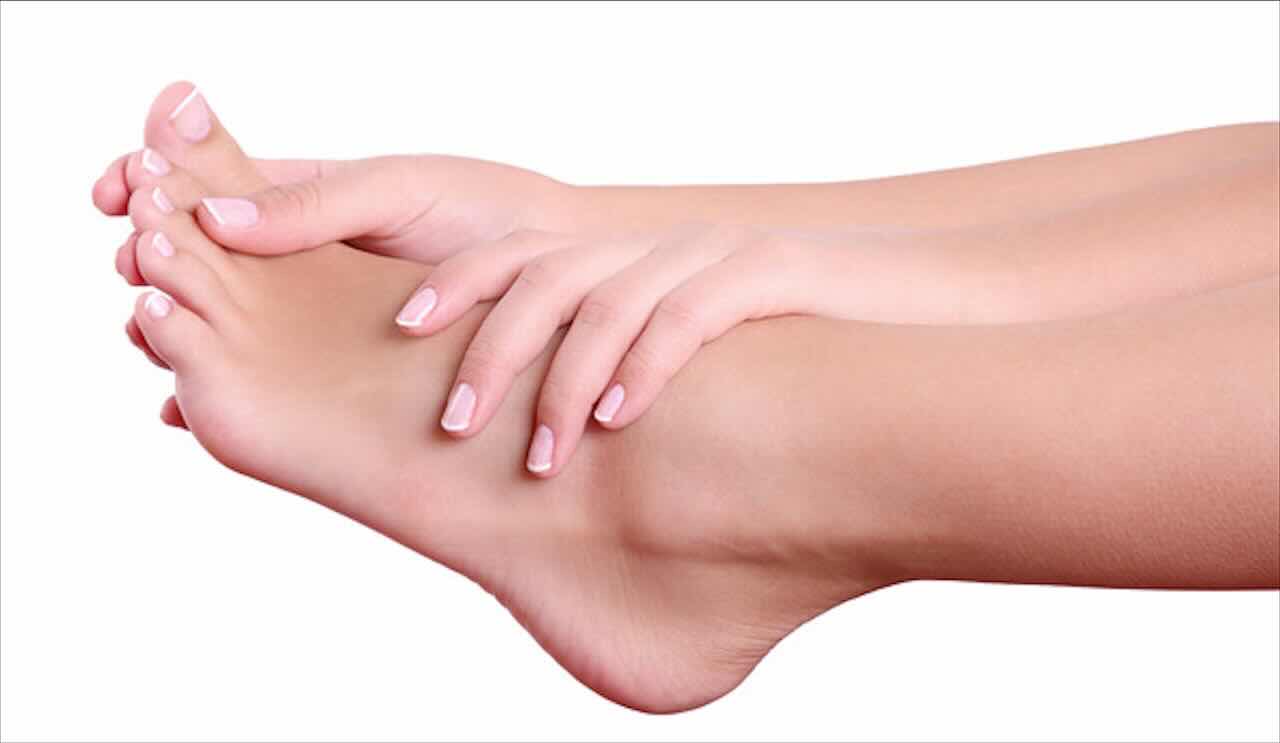 Le dita dei piedi possono dare un segnale per delle patologie? Ecco cosa dicono i medici