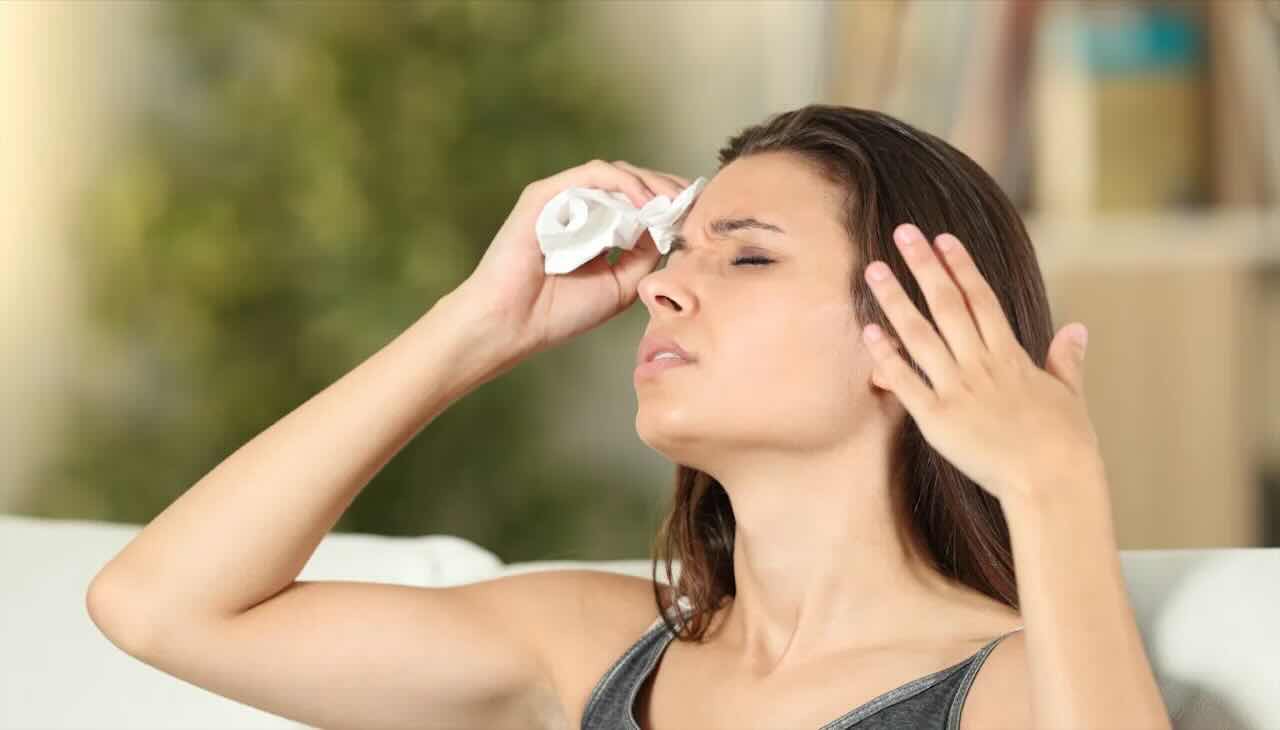 Cosa può nascondere il sudore improvviso? Ecco la risposta dei medici