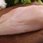 Il petto di pollo può avere delle controindicazioni? Ecco cosa dicono gli esperti