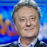 età, malattia, patrimonio, fidanzata, moglie