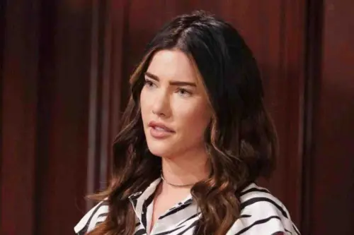 Anticipazioni Beautiful 21 Febbraio 2024: Katie conforta Carter