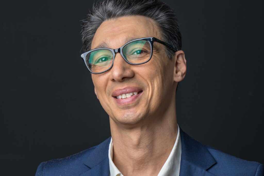 Paolo Jannacci a Sanremo 2024: età, padre, canzoni, carriera, moglie, concerti, band